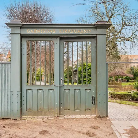 Charming With Prime Location In Osterbro - On Ground Floor København