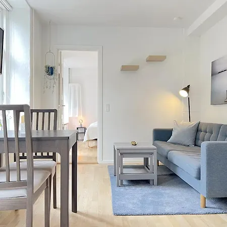Apartamento Charming With Prime Location In Osterbro - On Ground Floor Copenhaga
